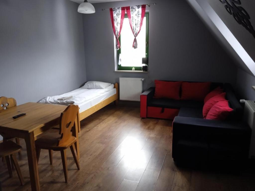 Apartamenty Pokoje Nowotarska 자코파네 외부 사진