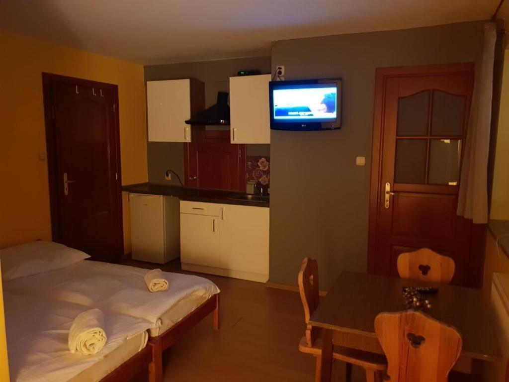 Apartamenty Pokoje Nowotarska 자코파네 외부 사진