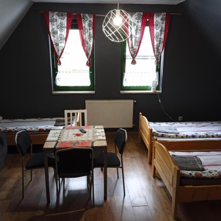 Apartamenty Pokoje Nowotarska 자코파네 외부 사진